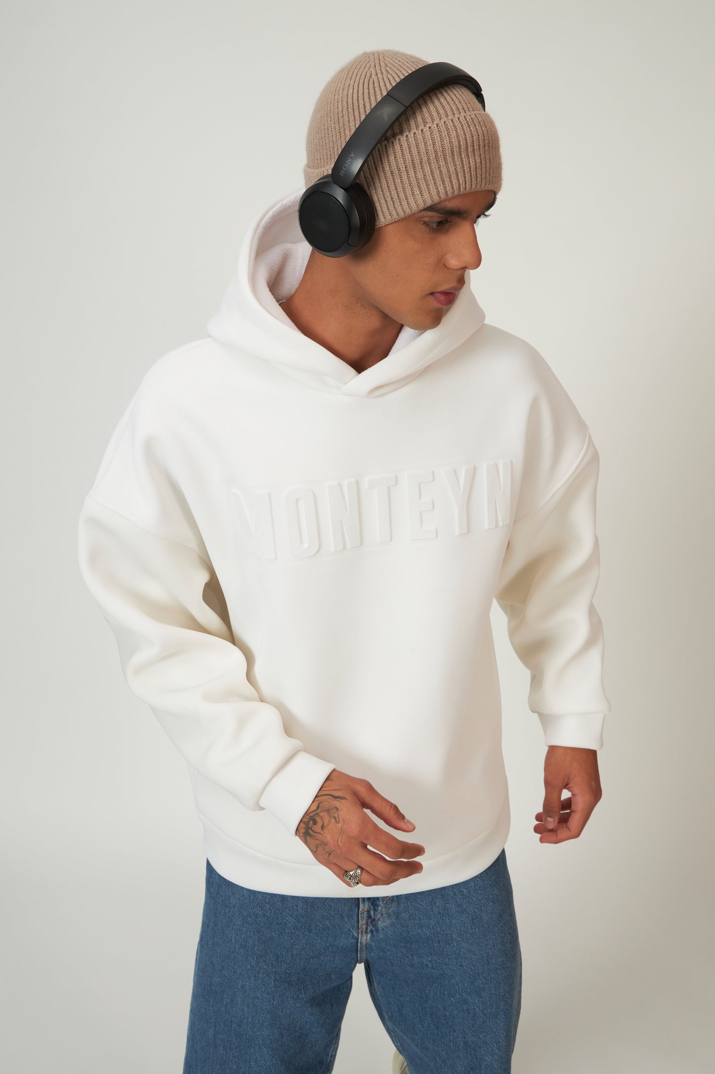 Monteyn ScubaBond™ Oversized Hoodie – Arctic White