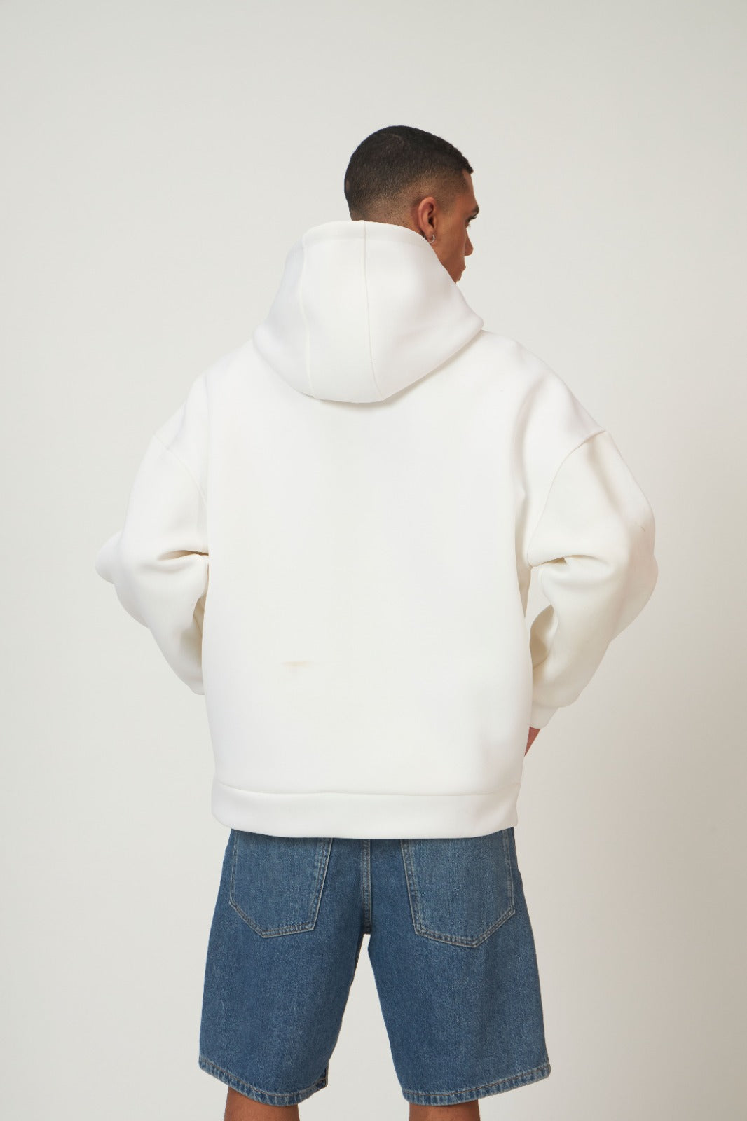 Monteyn "ARCTIC WHITE" – Super Oversized Premium Hoodie