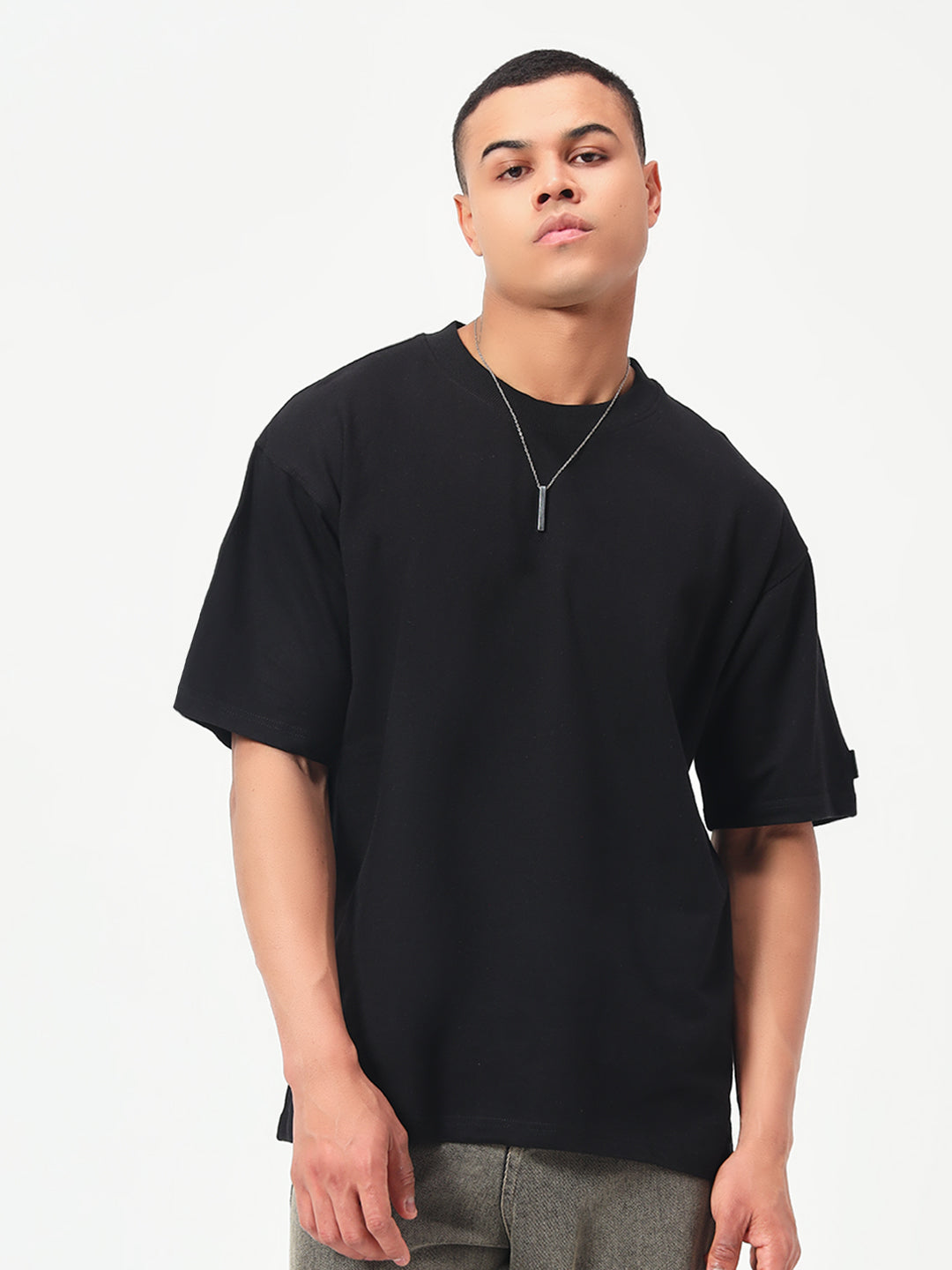 Moteynclub Oversized Fit Solid Black Premium Streetwear Tshirt
